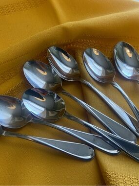 SET of 7 Oneida SOUP Stainless SPOONS